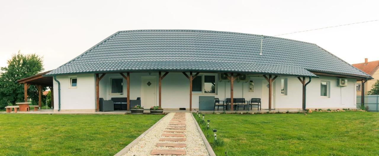 SárospatakOlivia Apartman公寓 外观 照片